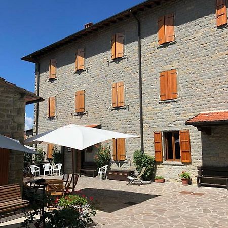 Albergo Ristorante Letizia Chiusi della Verna Luaran gambar